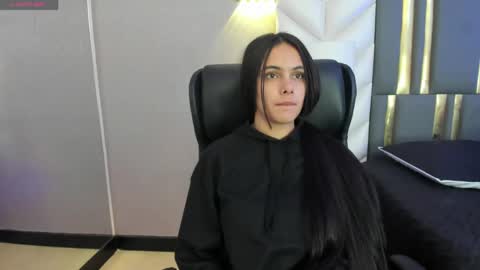 Snapshot of chloeharper_ chatting on April 2026 11:37:01 AM Chloe Harper online show from April 2026 11:37:01 AM
