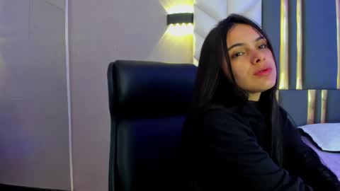 Snapshot of chloeharper_ chatting on May 2026 11:38:02 AM Chloe Harper online show from May 2026 11:38:02 AM