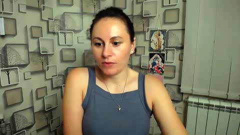 Chloe online show from October 2025 02:58:02 PM