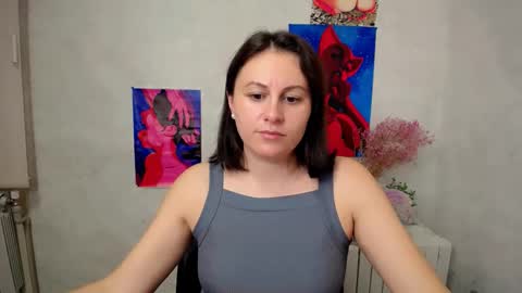 Chloe online show from October 2025 02:40:01 PM