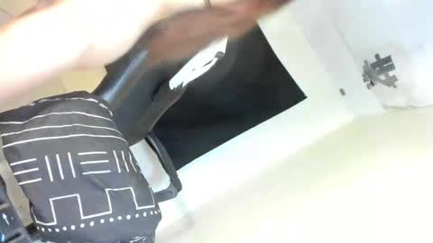 chloelana online show from April 2026 01:07:01 PM