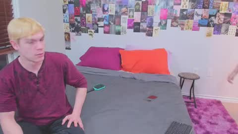 Chloe Night  Milo Night online show from January 2025 10:21:02 AM