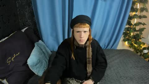 Snapshot of chloevalentinee chatting on December 2025 01:28:01 PM Chloe online show from December 2025 01:28:01 PM