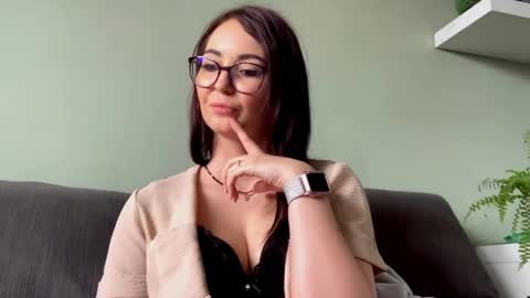 Snapshot of chloexnatural chatting on May 2026 06:41:01 AM ChloeXNatural online show from May 2026 06:41:01 AM