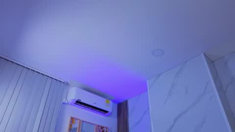Snapshot of chlooee_ chatting on June 2026 01:59:02 AM Chlooe online show from June 2026 01:59:02 AM