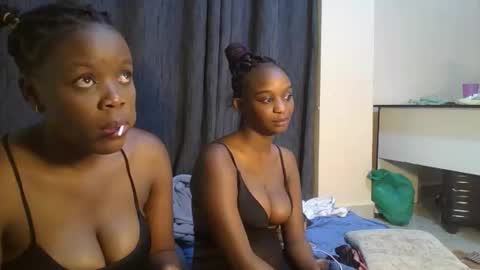 Snapshot of choco_velvet chatting on April 2026 07:58:02 PM Sly online show from April 2026 07:58:02 PM