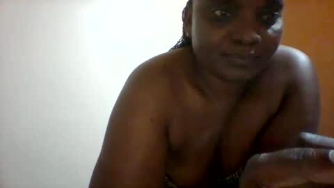 chocobabe002 online show from November 2025 06:24:02 PM