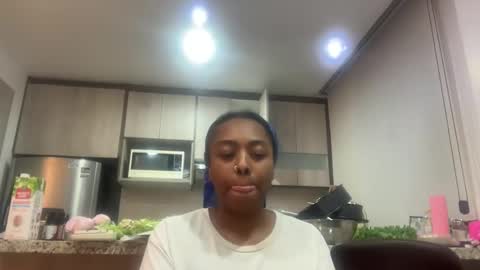 Snapshot of chocolatecakequeen chatting on January 2026 05:45:01 AM ChocolateCakeQueen online show from January 2026 05:45:01 AM