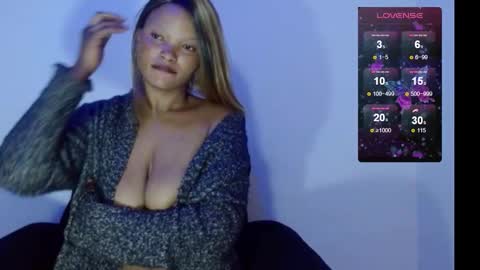 chocolatemilkebony online show from January 2025 08:40:01 AM