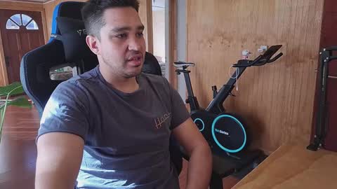 Snapshot of chocomate chatting on October 2025 12:30:01 PM chocomate online show from October 2025 12:30:01 PM