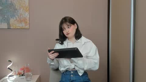 Snapshot of chongchessor chatting on March 2026 04:51:01 AM Cassandra online show from March 2026 04:51:01 AM