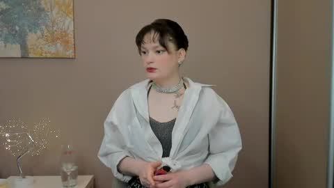 Snapshot of chongchessor chatting on April 2026 04:10:02 AM Cassandra online show from April 2026 04:10:02 AM