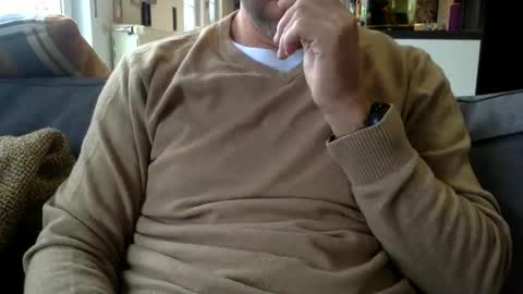 chris13abcd online show from September 2025 06:46:01 AM