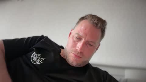 Christian online show from April 2026 04:33:01 PM