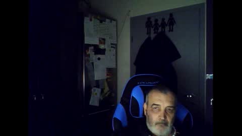 Snapshot of chris250268 chatting on September 2025 06:52:02 PM Chris online show from September 2025 06:52:02 PM