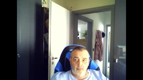 Chris online show from July 2026 09:04:01 AM