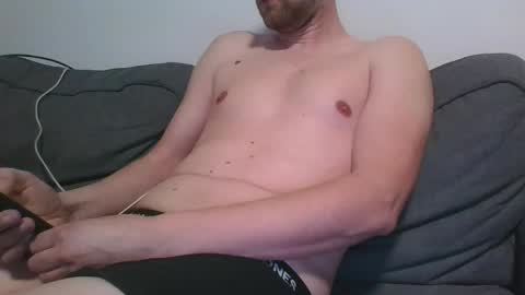 chris280989 online show from April 2026 06:49:02 PM