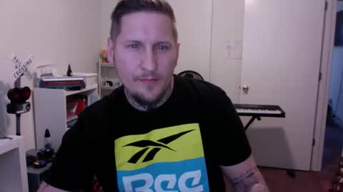 Christopher the Blue-Eye Guy online show from April 2026 02:59:01 PM