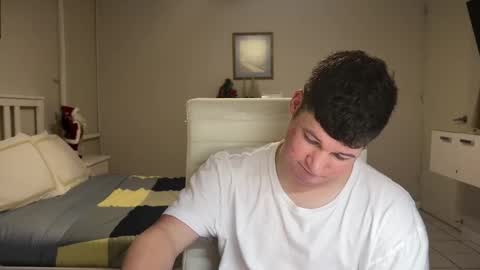 Chris Evens online show from November 2025 08:52:01 PM