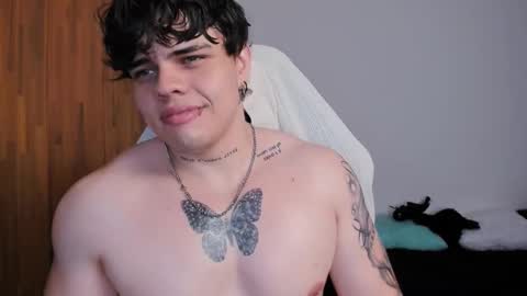 Chris Cooper Independent model online show from February 2025 05:50:02 AM