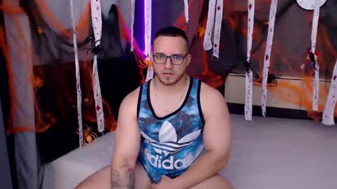 Snapshot of chris_huntter chatting on October 2025 01:16:02 AM chris_huntter online show from October 2025 01:16:02 AM