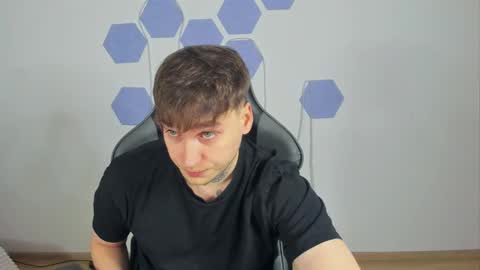 Chris Tyson online show from December 2024 01:43:01 AM