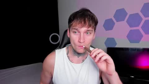 Chris Tyson online show from October 2025 10:18:01 PM