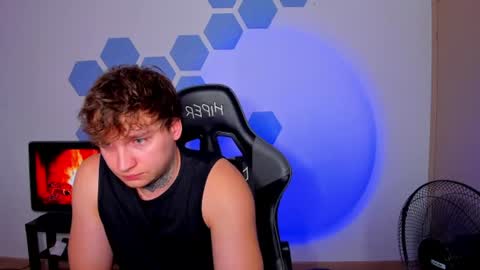Snapshot of chris_tyson chatting on July 2026 02:27:02 AM Chris Tyson online show from July 2026 02:27:02 AM