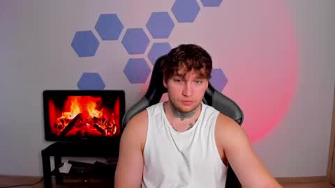 Snapshot of chris_tyson chatting on July 2026 07:34:02 AM Chris Tyson online show from July 2026 07:34:02 AM