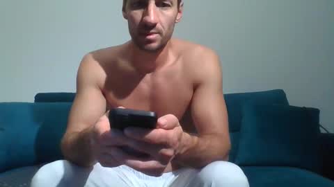 chrisaron online show from November 2025 05:19:02 AM