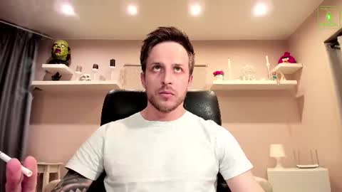 Snapshot of chriscarrey chatting on June 2026 10:52:01 PM Chris online show from June 2026 10:52:01 PM