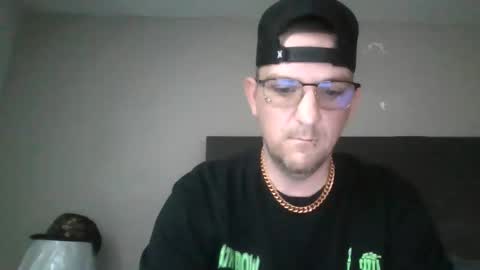 Snapshot of chrisgsonone chatting on December 2025 08:28:02 PM chrisgsonone online show from December 2025 08:28:02 PM