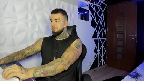 Chris Jordan online show from October 2025 04:57:01 AM