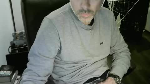 Snapshot of chrisprngr chatting on May 2026 04:15:01 PM chrisprngr online show from May 2026 04:15:01 PM