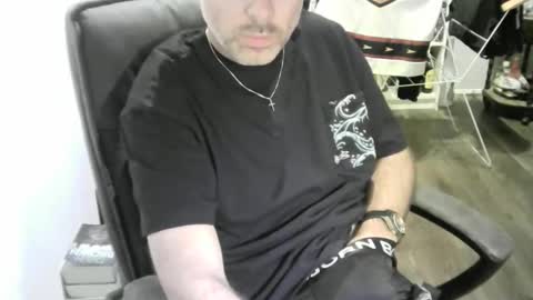 Snapshot of chrisprngr chatting on June 2026 04:51:01 PM chrisprngr online show from June 2026 04:51:01 PM