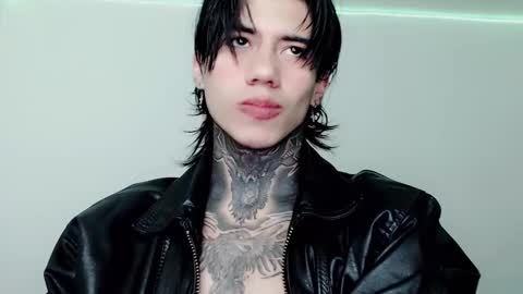 Snapshot of chriss_opp chatting on March 2025 02:43:02 PM CHRIS  INDEPENT MODEL online show from March 2025 02:43:02 PM