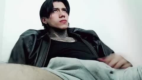 Snapshot of chriss_opp chatting on March 2025 11:27:02 PM CHRIS  INDEPENT MODEL online show from March 2025 11:27:02 PM