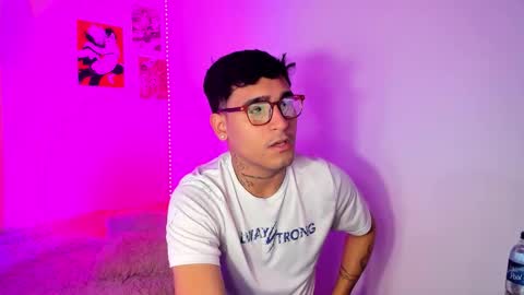 Christian Wang online show from January 2026 06:54:01 PM