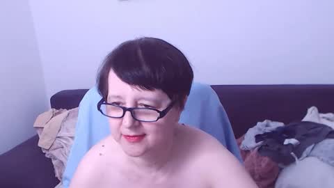 Christa online show from March 2026 04:25:02 AM