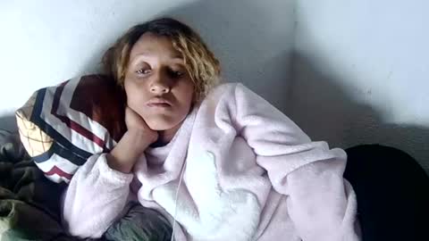 christine213 online show from February 2025 09:40:01 PM