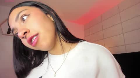 Christine  online show from September 2025 11:55:01 AM