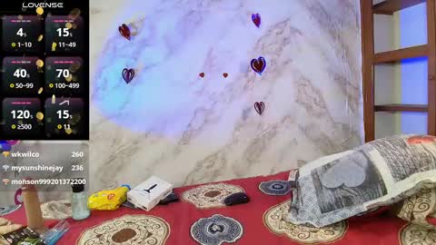 Snapshot of christopher__vans chatting on February 2025 02:19:02 PM CHRISTOPHER online show from February 2025 02:19:02 PM