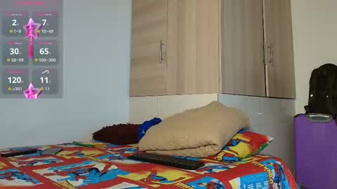 Snapshot of christopher__vans chatting on November 2025 11:02:02 AM CHRISTOPHER online show from November 2025 11:02:02 AM