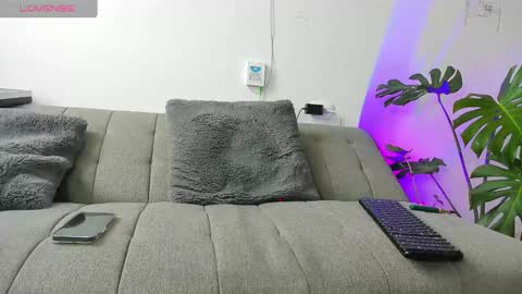 Christopher online show from December 2024 12:11:02 PM