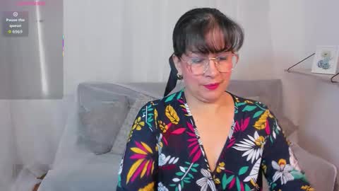 Christy  online show from January 2026 05:04:01 PM