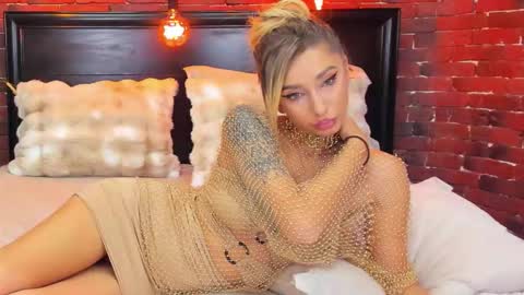 christyna_ross online show from December 2025 08:36:02 PM