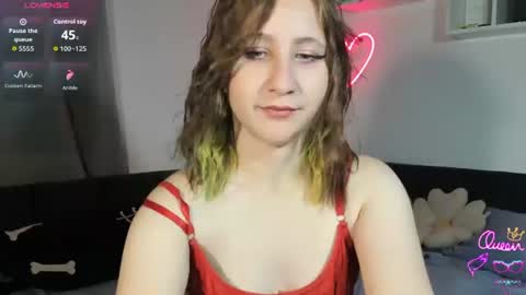 Snapshot of christyw3b chatting on July 2026 05:38:01 PM christyw3b online show from July 2026 05:38:01 PM