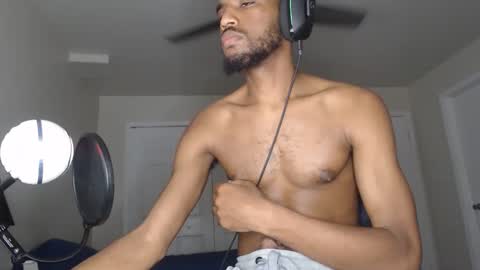 ChrisVacherx online show from November 2025 03:18:02 AM