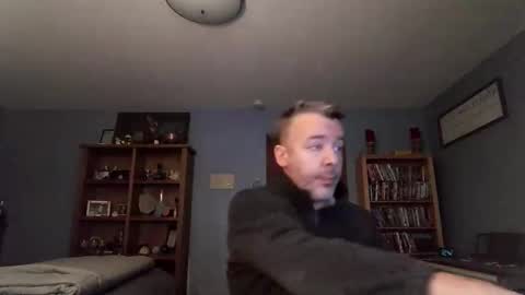 Snapshot of chrisw8121 chatting on November 2025 07:37:02 PM chrisw8121 online show from November 2025 07:37:02 PM