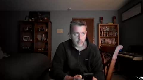 Snapshot of chrisw8121 chatting on November 2025 10:51:02 AM chrisw8121 online show from November 2025 10:51:02 AM